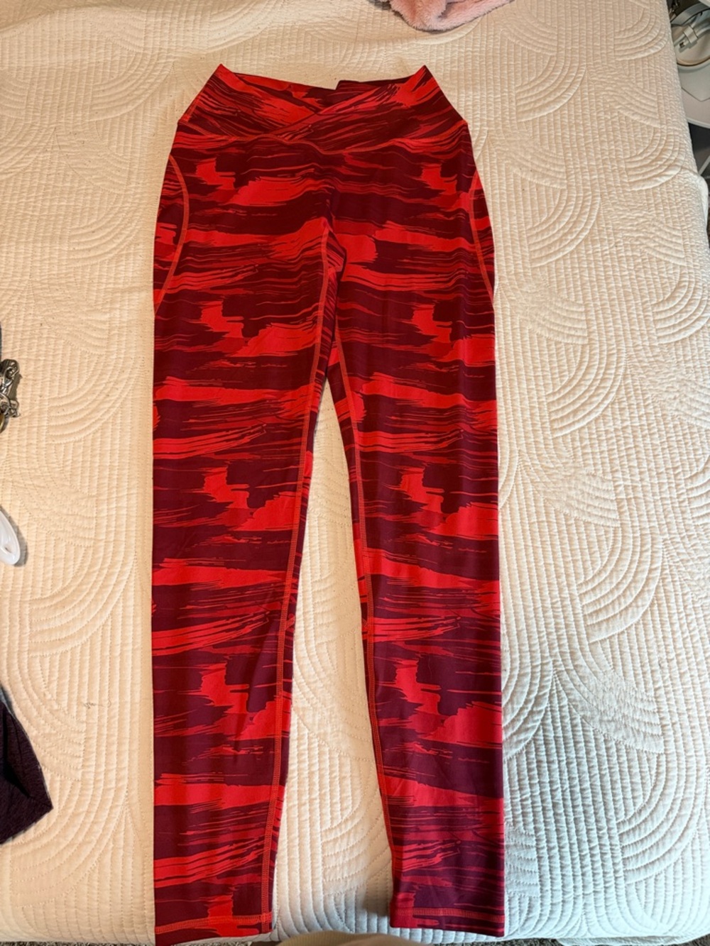 Alphalete Scarlet & Burgundy Patterned High-Rise Leggings - Picture 3 of 4